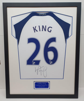Authentic Football Signed Memorabilia. - Darling Picture Framing
