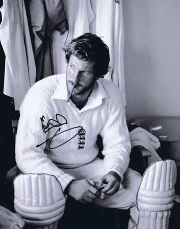 Authentic Cricket Signed Memorabilia - Darling Picture Framing