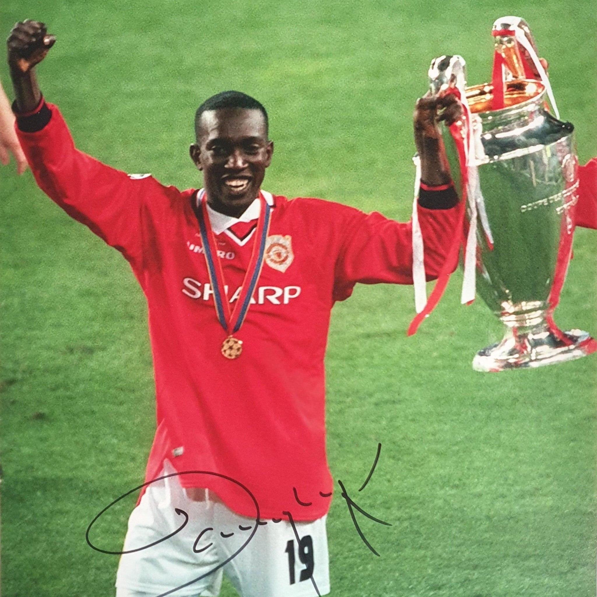 Authentic Manchester United Signed Memorabilia - Darling Picture Framing