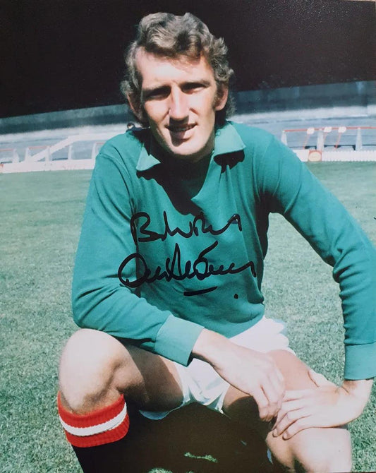 Alex Stepney Signed Manchester United Photo. - Darling Picture Framing