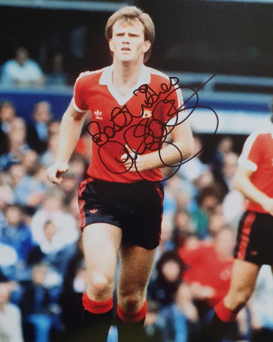 Andy Ritchie Signed Manchester United Photo. - Darling Picture Framing