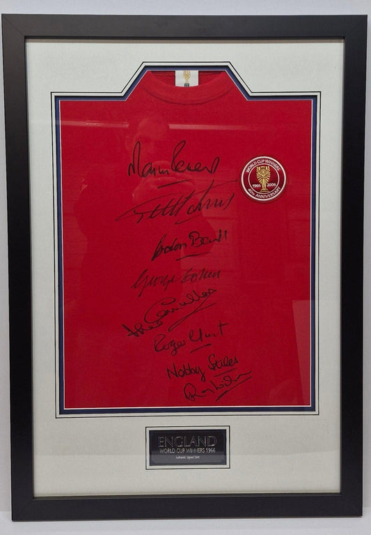 England 1996 World Cup Winners Framed Shirt, Signed by 8 Framed. - Darling Picture Framing