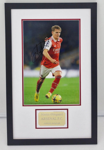 Martin Ødegaard Signed Arsenal Photo Framed. - Darling Picture Framing