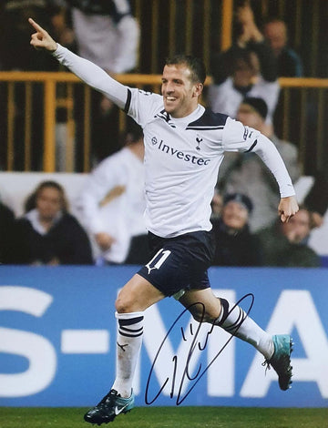 Rafael Van der Vaart Hand Signed Spurs Photo. - Darling Picture Framing