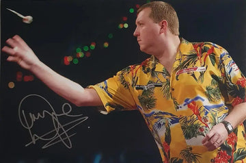 Wayne Mardle Signed Darts Photo. - Darling Picture Framing